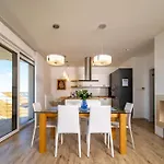 Olivabeachhouse - Direct Waterfront & Mooring Barbat na Rabu
