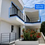 Olivabeachhouse - Direct Waterfront & Mooring Δωμάτια σε οικογενειακή κατοικία Barbat na Rabu