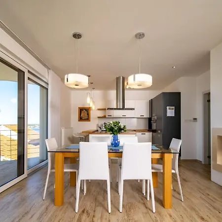 Olivabeachhouse - Direct Waterfront & Mooring Barbat na Rabu
