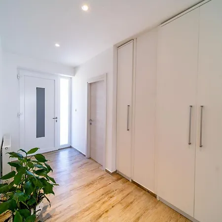 Olivabeachhouse - Direct Waterfront & Mooring