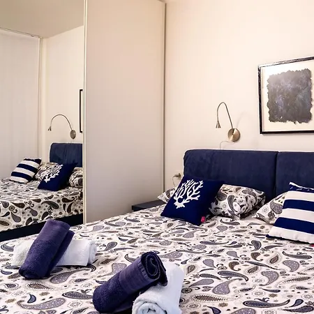 Olivabeachhouse - Direct Waterfront & Mooring Privat bolig