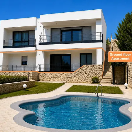 Olivabeachhouse - Direct Waterfront & Mooring Habitación en casa particular