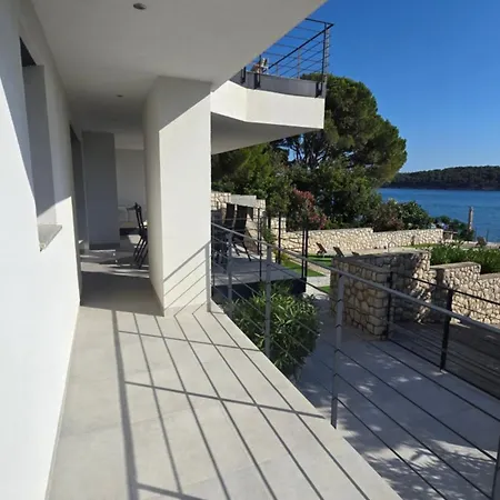 Habitación en casa particular Olivabeachhouse - Direct Waterfront & Mooring Barbat na Rabu