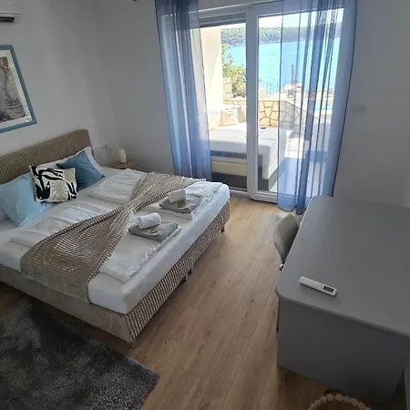 Habitación en casa particular Olivabeachhouse - Direct Waterfront & Mooring
